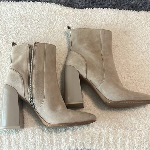 Vince Camuto Suede Booties - Picture 3 of 4